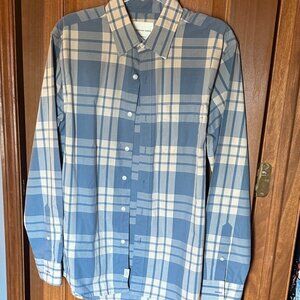 American Eagle Blue Plaid Classic Fit Button Down Shirt Mens S